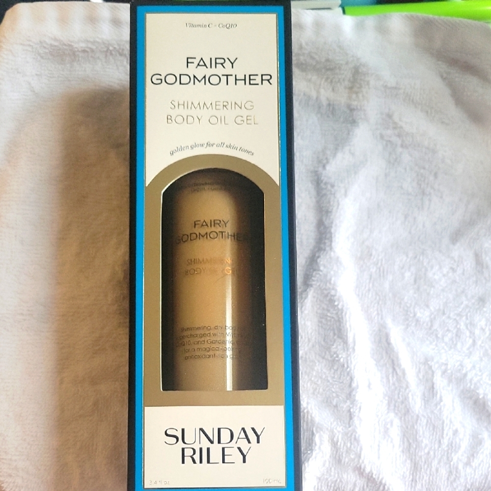 Sunday Riley Fairy Godmother Shimmering Body Oil Gel